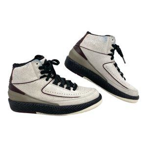 Nike White & Black Maniere Retro Jordans Sneakers | Leather Upper & Lace Up